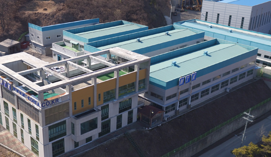 01_factory